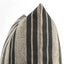 COJIN GRIS LINEA NEGRA ALG 50X50 CM