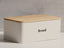 PANERA BLANCA DE METAL CON TAPA MADERA