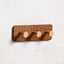 PERCHA CAOBA TRIPLE 18X6X4CM