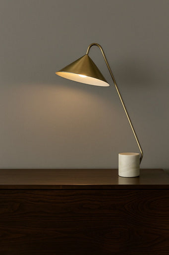 LÁMPARA DE MESA CÚSPIDE 25X82 CM